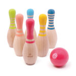 Svoora Wooden Bowling Set in Fabric Backpack